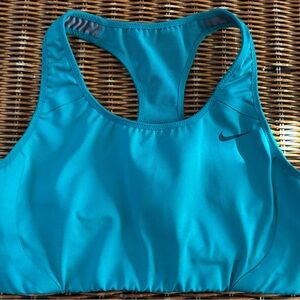 ⭐️3/$15⭐️Nike Women's Teal Sports Bra